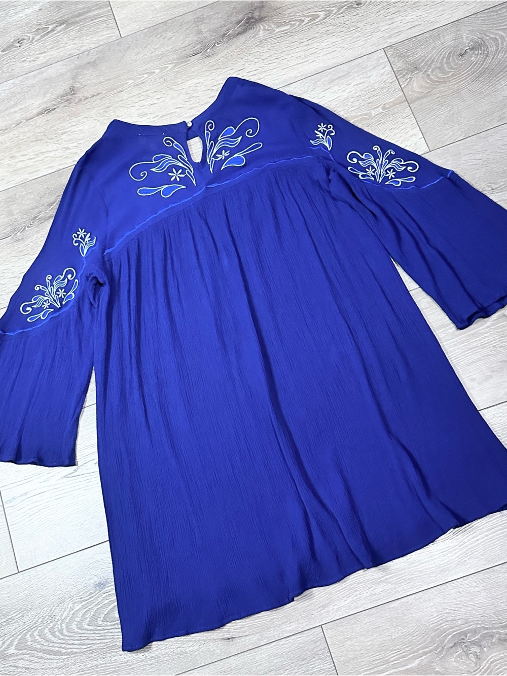 Umgee Navy Crinkle Gauze Floral Embroidered Mini Shift Dress *Read* - Picture 12 of 15